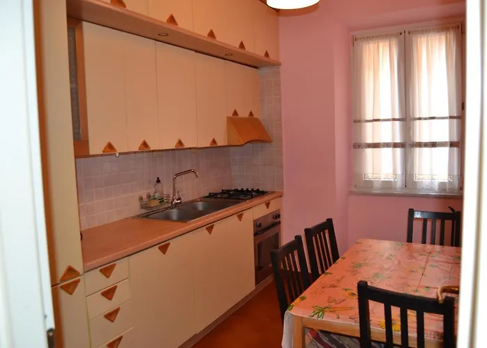 House 2*